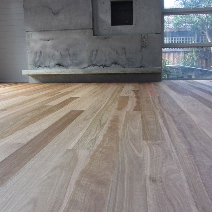 professional floor sanding and refinishing services in memphis